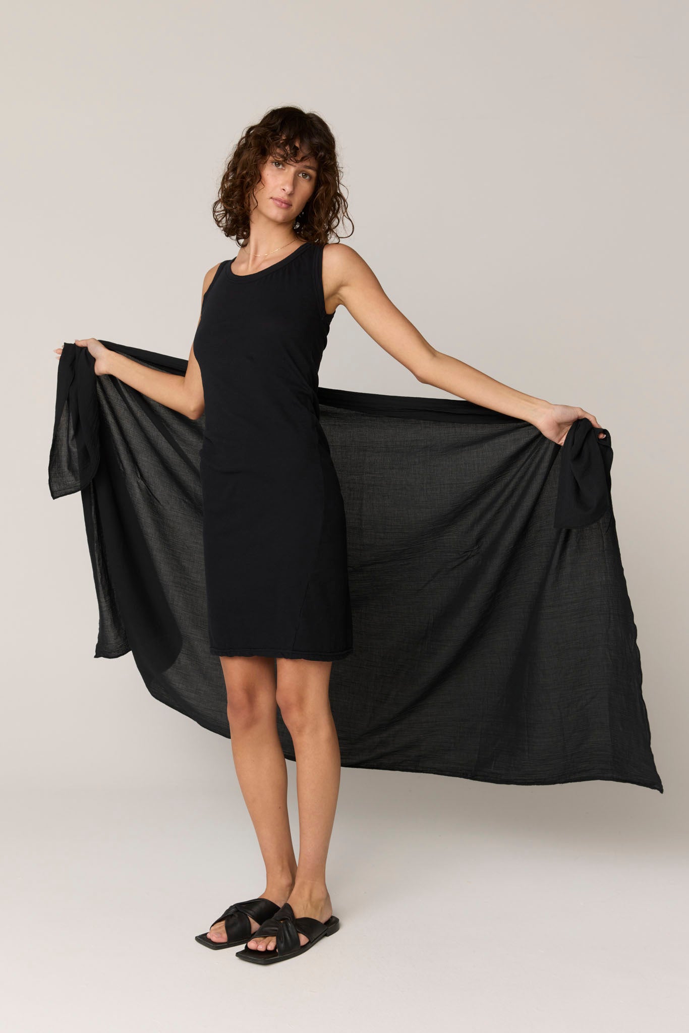 CRINKLE SCARF - NOIR