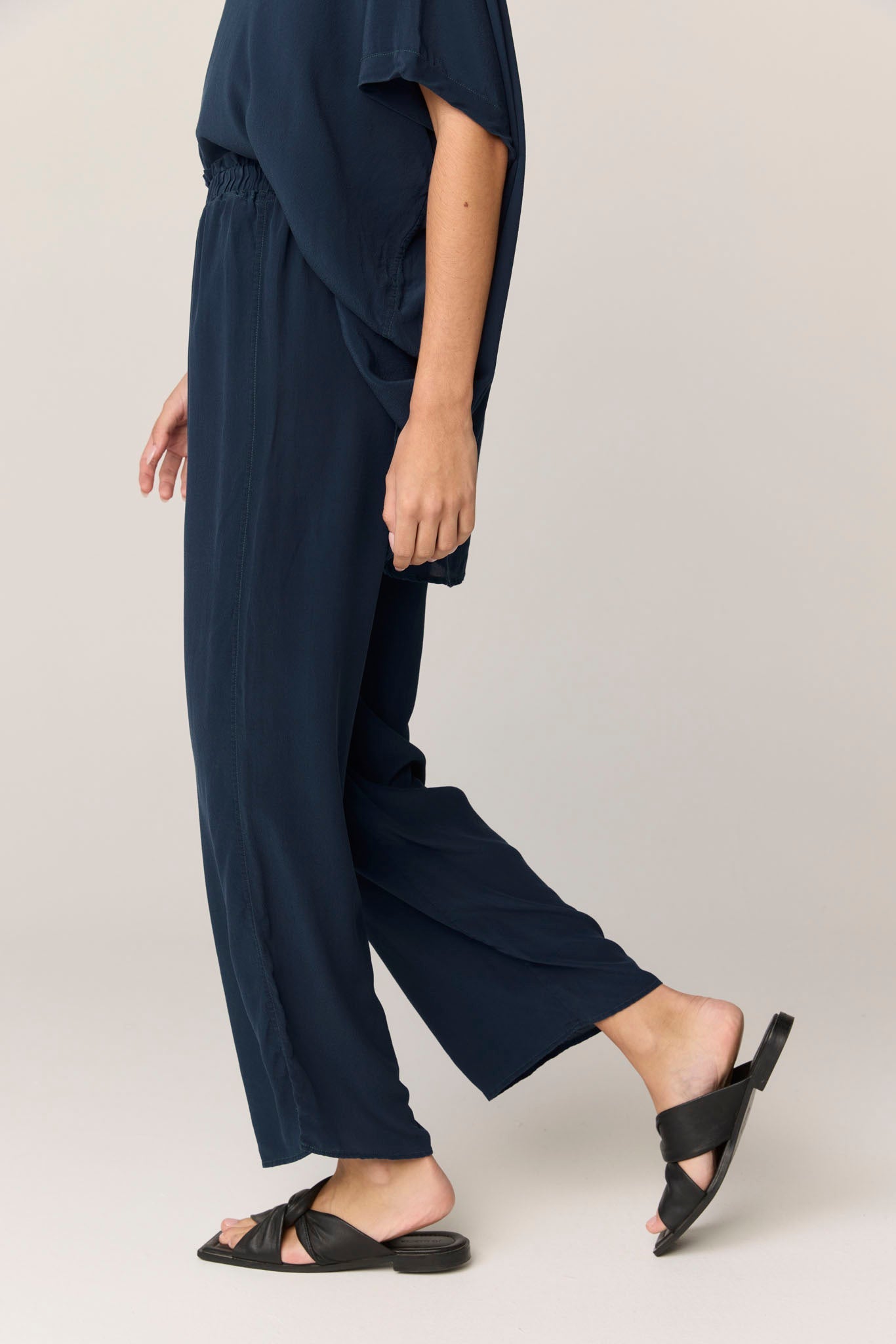 GIGI PANT - DARK NAVY