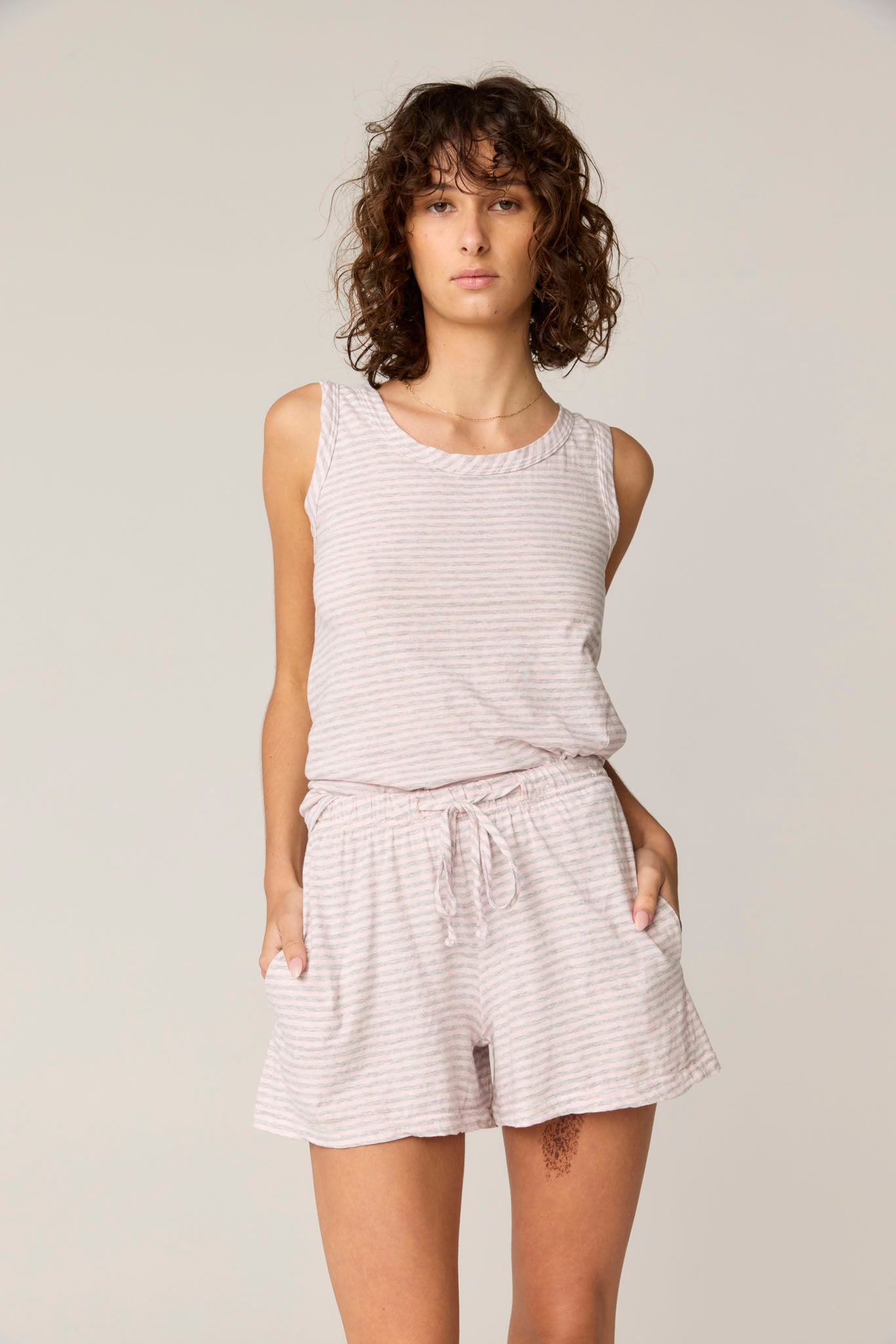 STRIPE SHORT - PINK & GREY