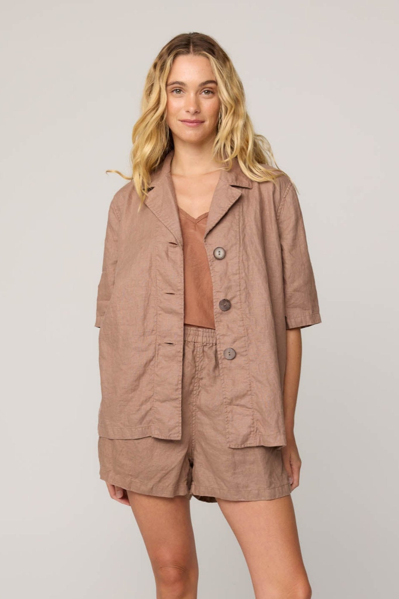 LAKESIDE BLAZER - TAUPE