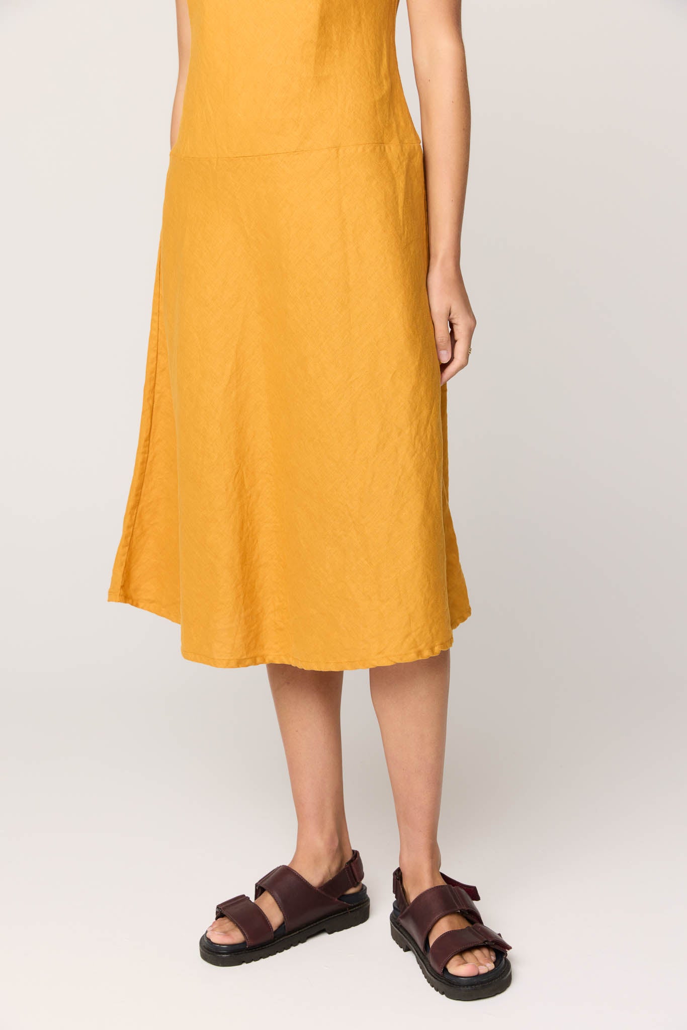 PALM BIAS DRESS - HONEY