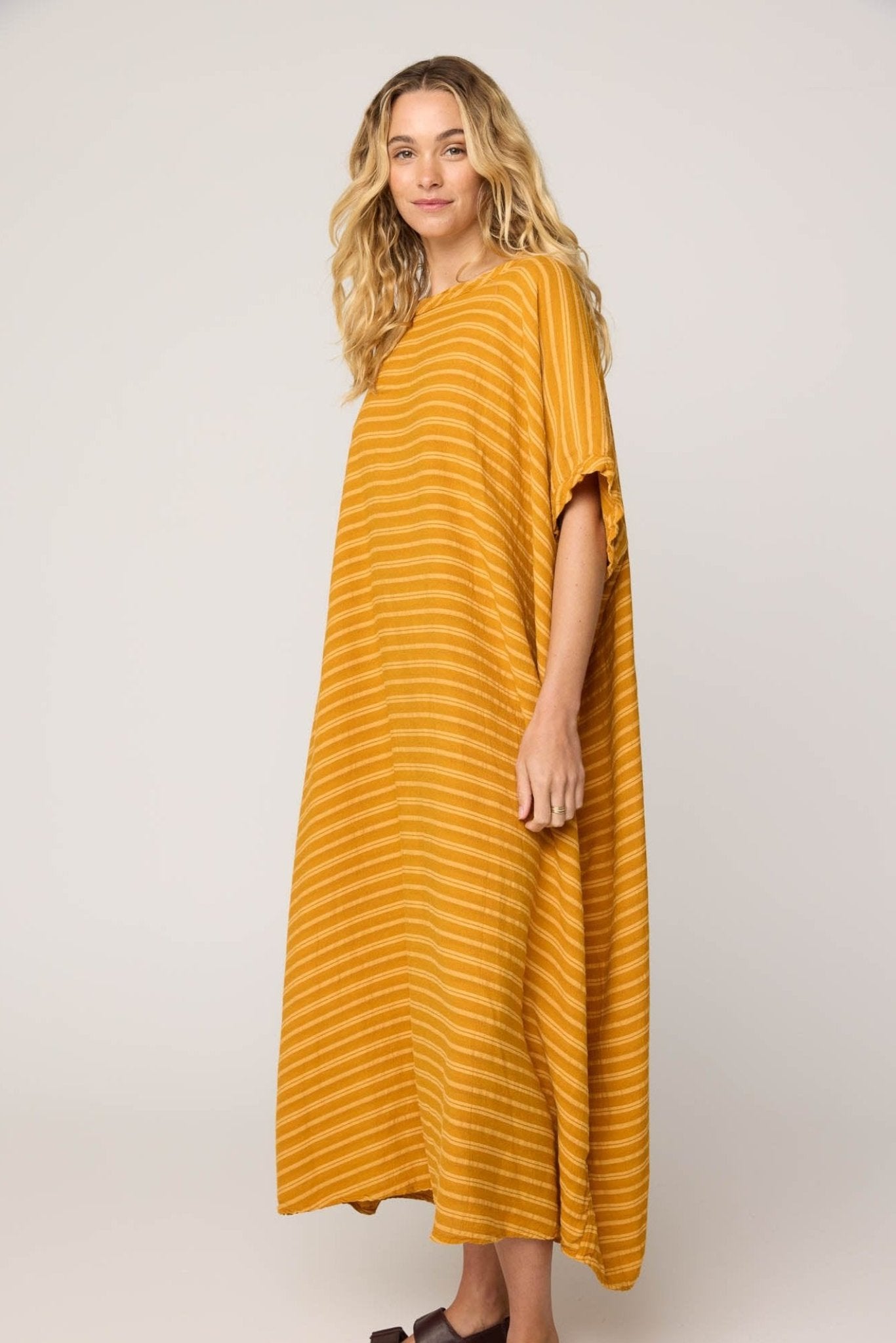 GAUZZY DRESS - HONEY