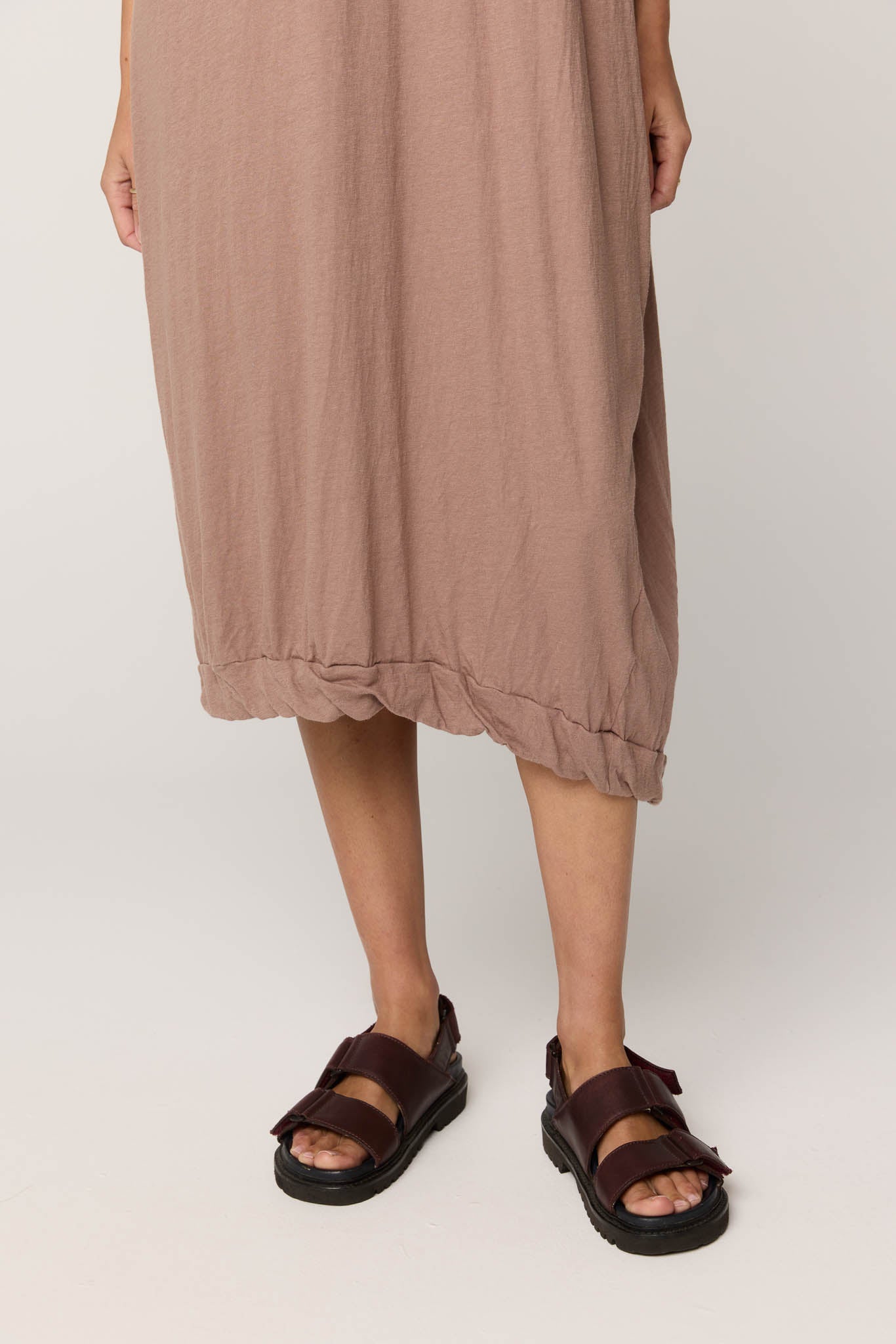 SANDY DRESS - TAUPE