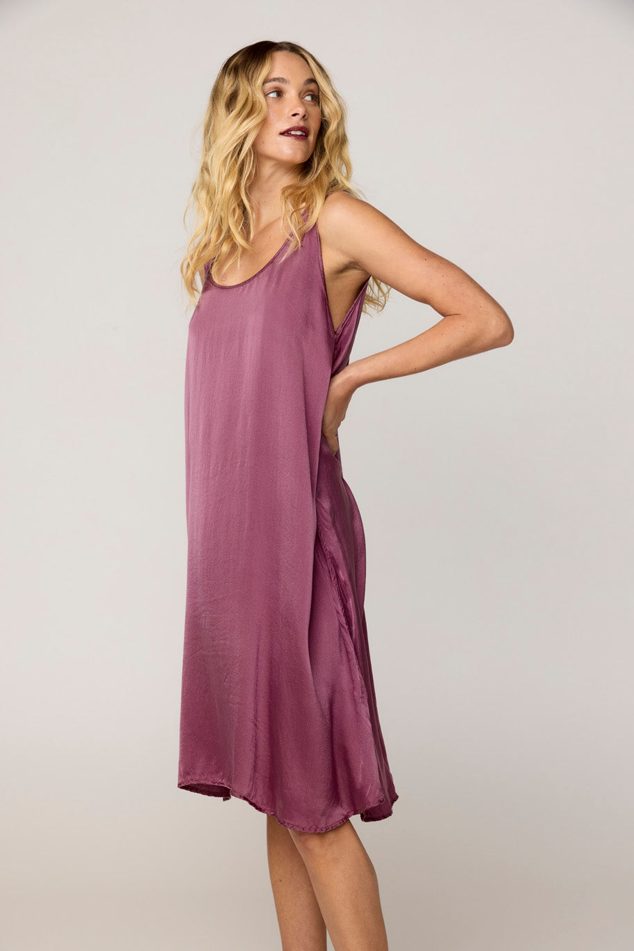 DES TANK DRESS - GRAPE