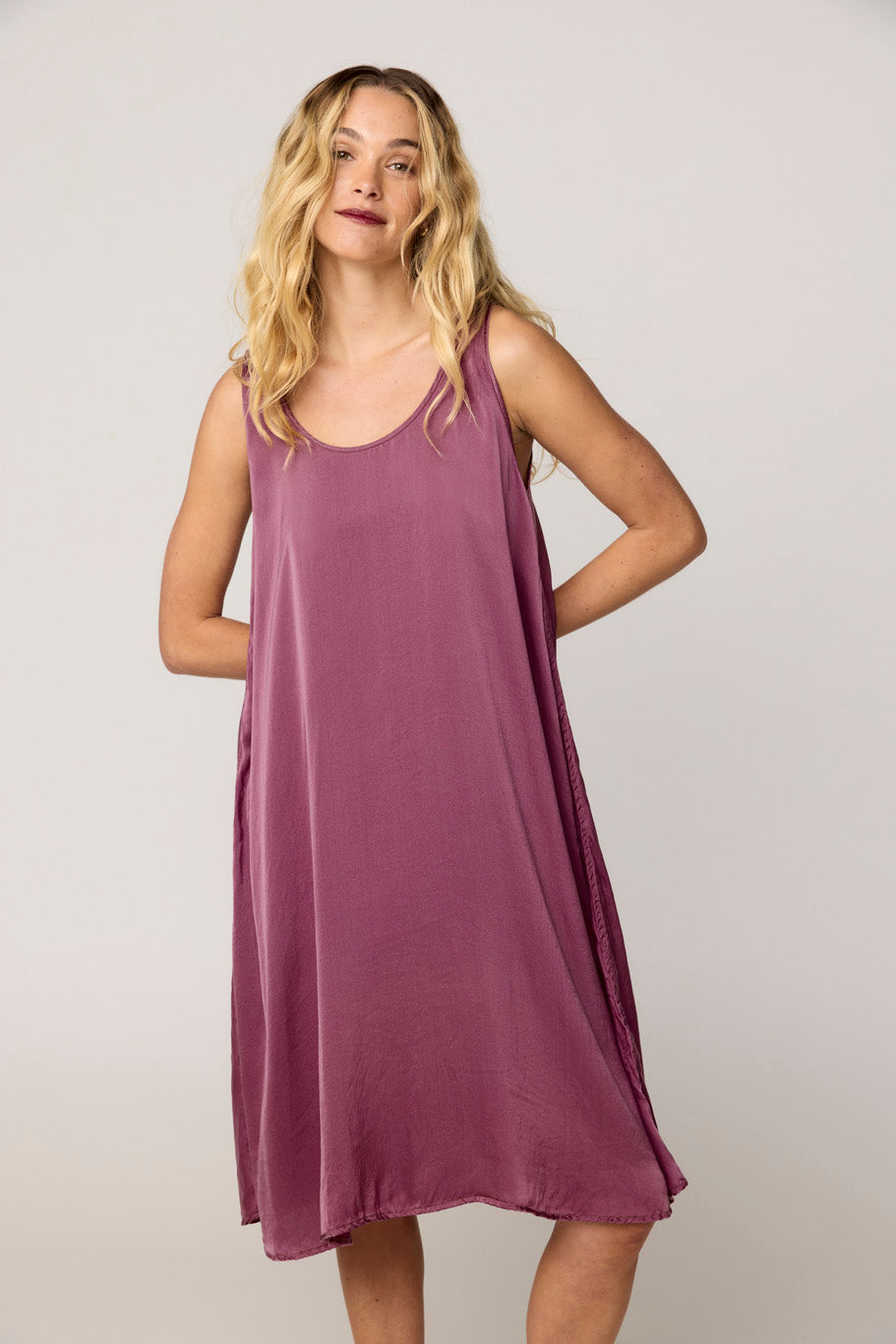 DES TANK DRESS - GRAPE