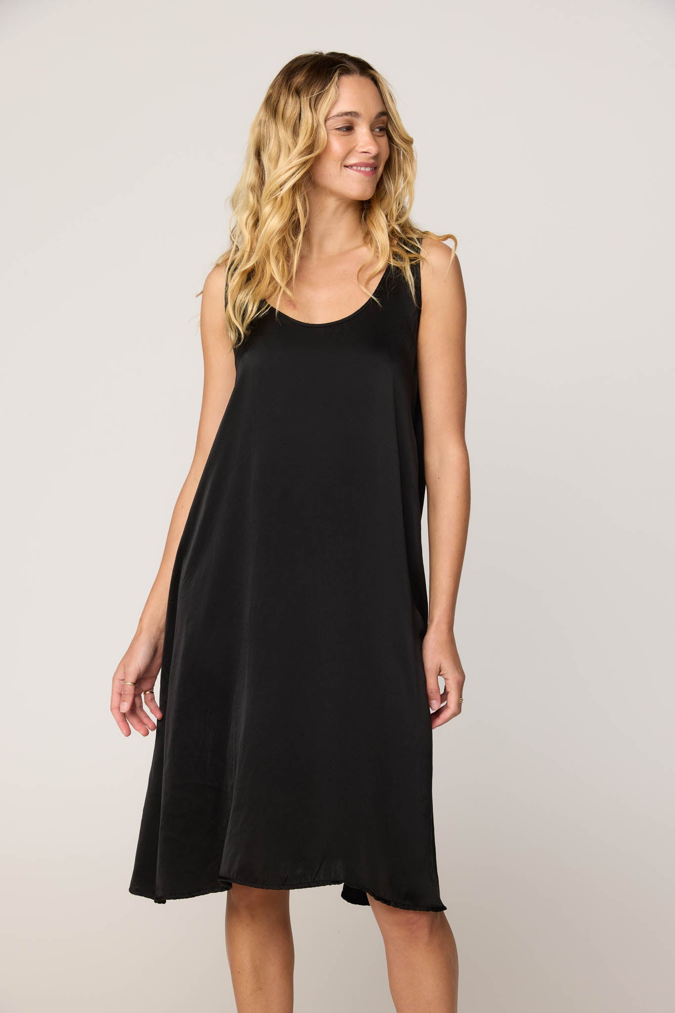 DES TANK DRESS - NOIR