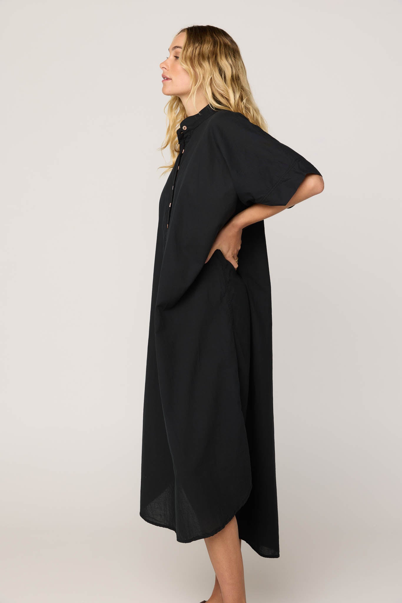 AVERY SHIRT DRESS - NOIR