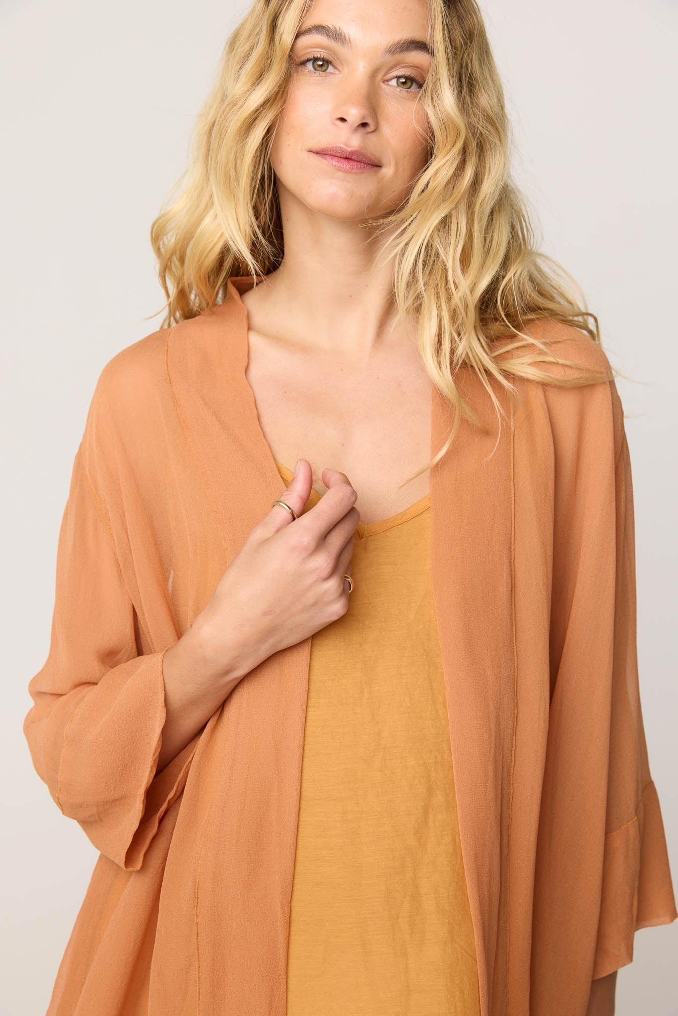 TALLOWS CARDI - APRICOT