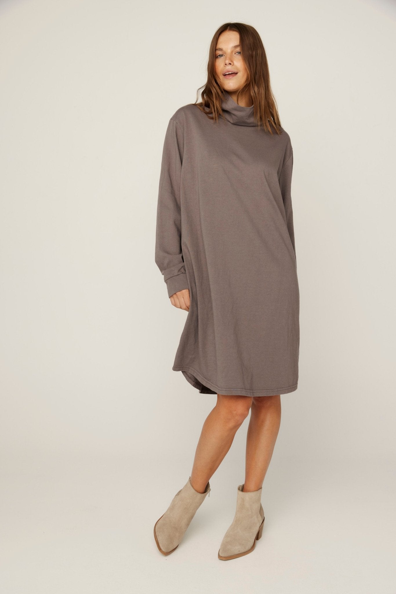 BIMAH SKIVVY DRESS - MOCHA (PRE-ORDER) - Primness