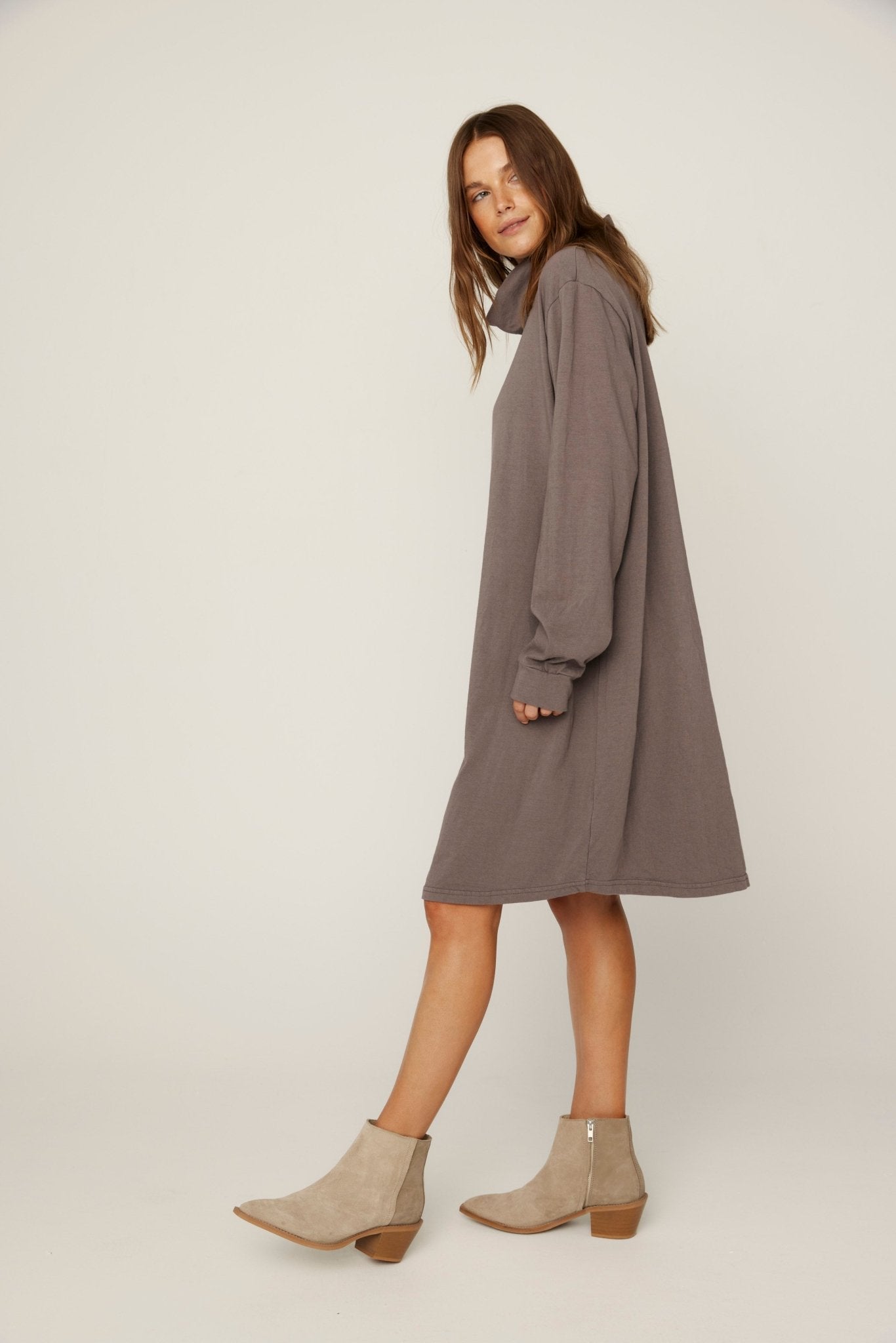 BIMAH SKIVVY DRESS - MOCHA (PRE-ORDER) - Primness