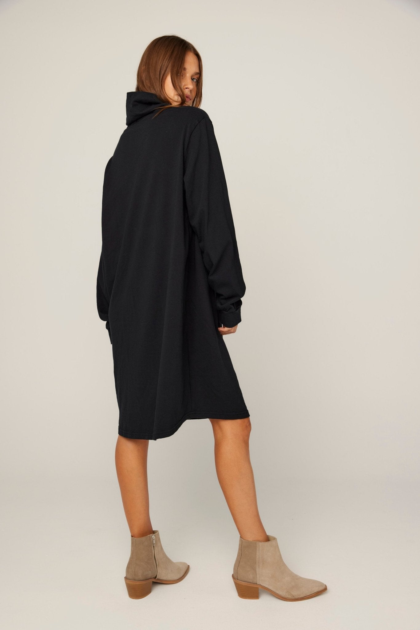 BIMAH SKIVVY DRESS - NOIR (PRE-ORDER) - Primness