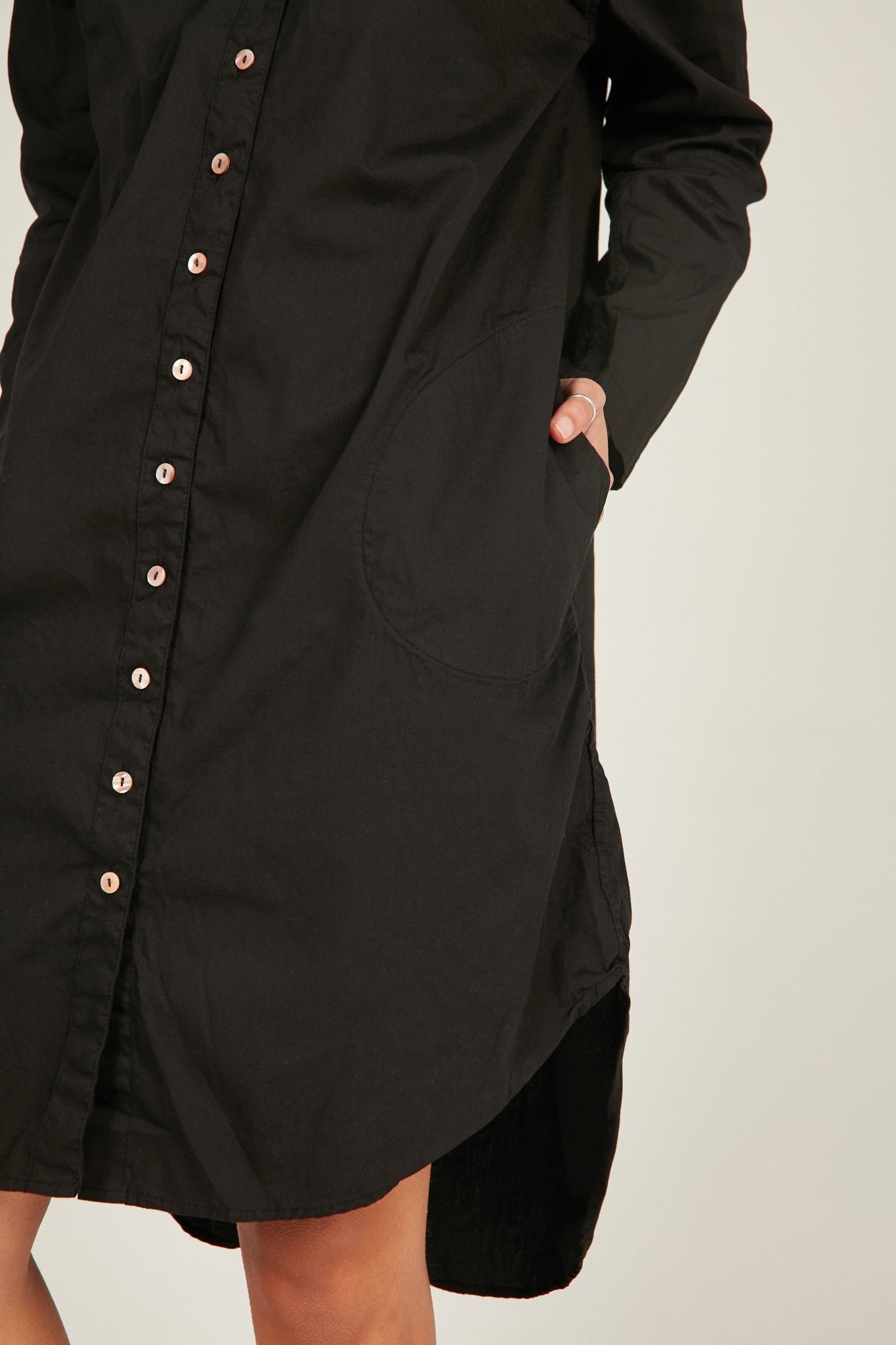 BUWI SHIRT DRESS - NOIR - Primness