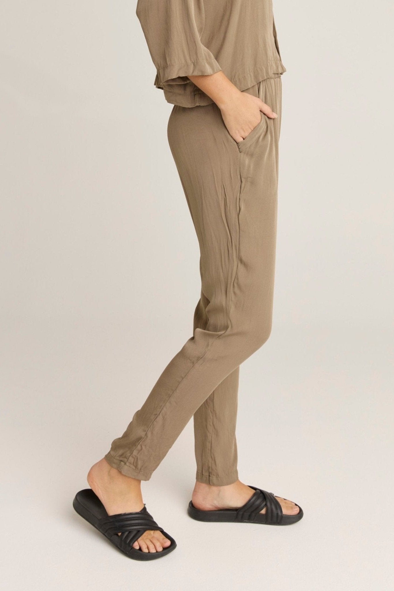 DUSK PANT - FAWN (PRE - ORDER) - Primness