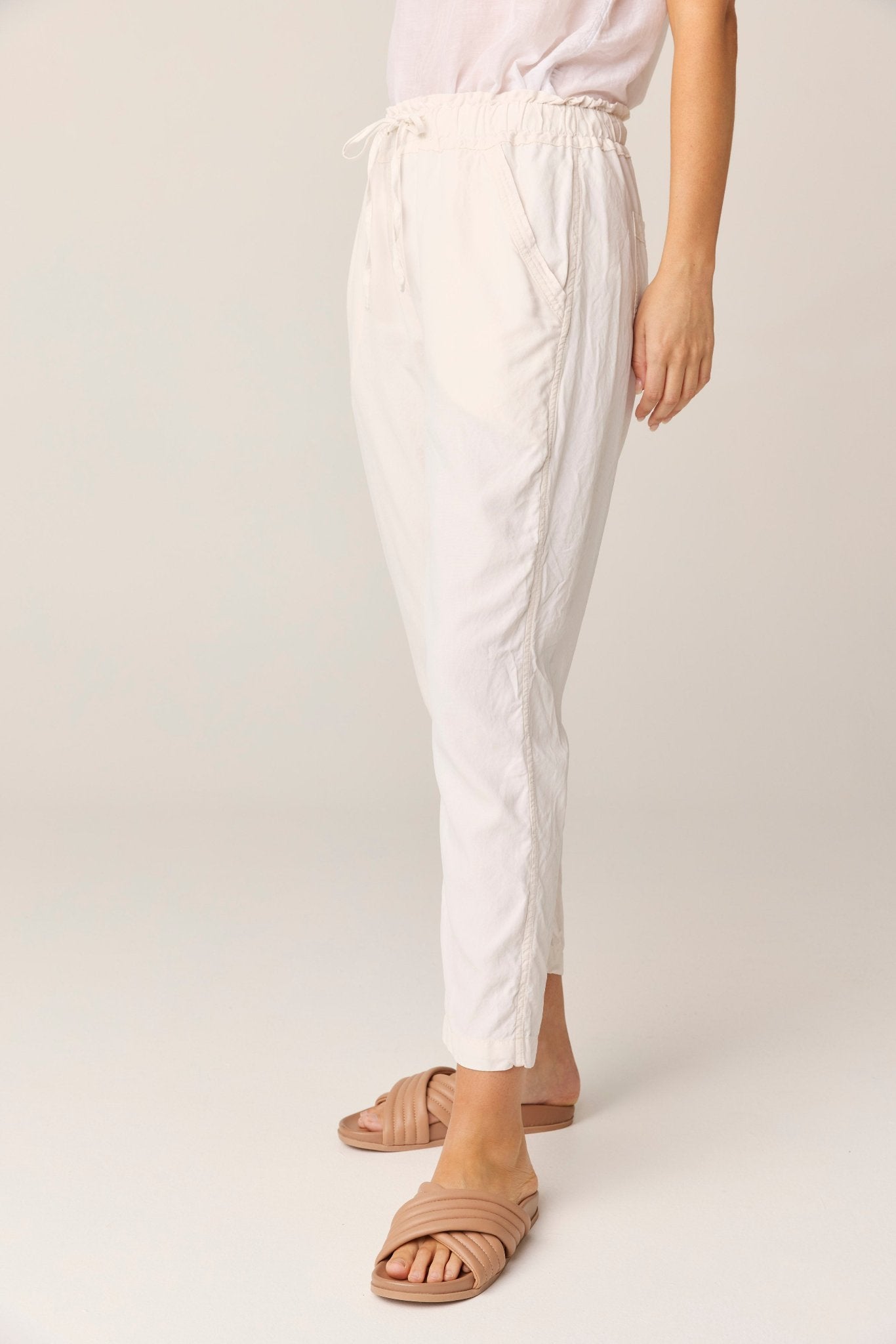 POCKET PANT - CREAMY (PRE - ORDER) - Primness