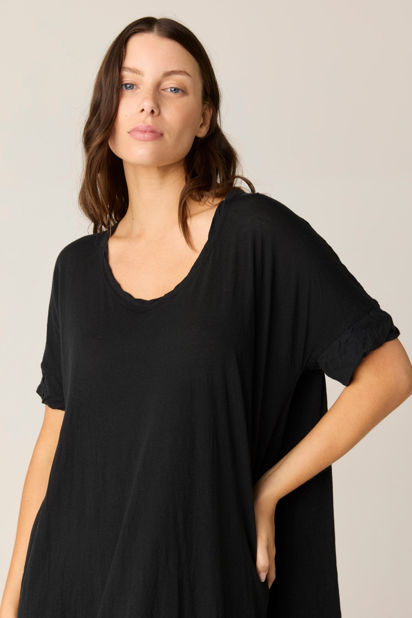 ROCCO TEE DRESS - NOIR (PRE - ORDER) - Primness