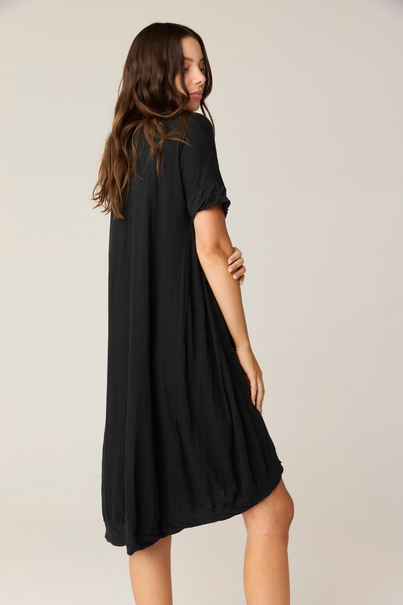 ROCCO TEE DRESS - NOIR (PRE - ORDER) - Primness