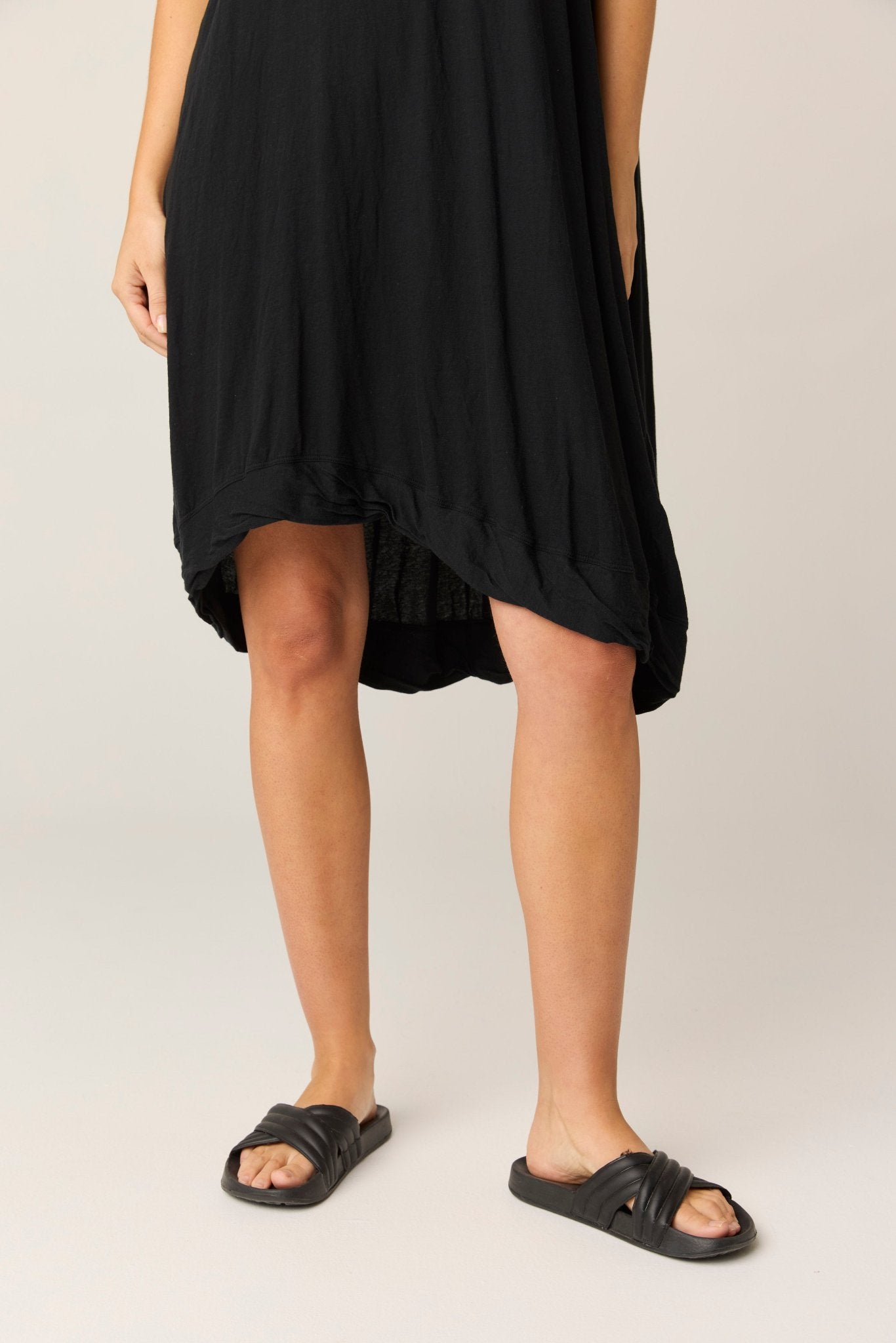 ROCCO TEE DRESS - NOIR (PRE - ORDER) - Primness