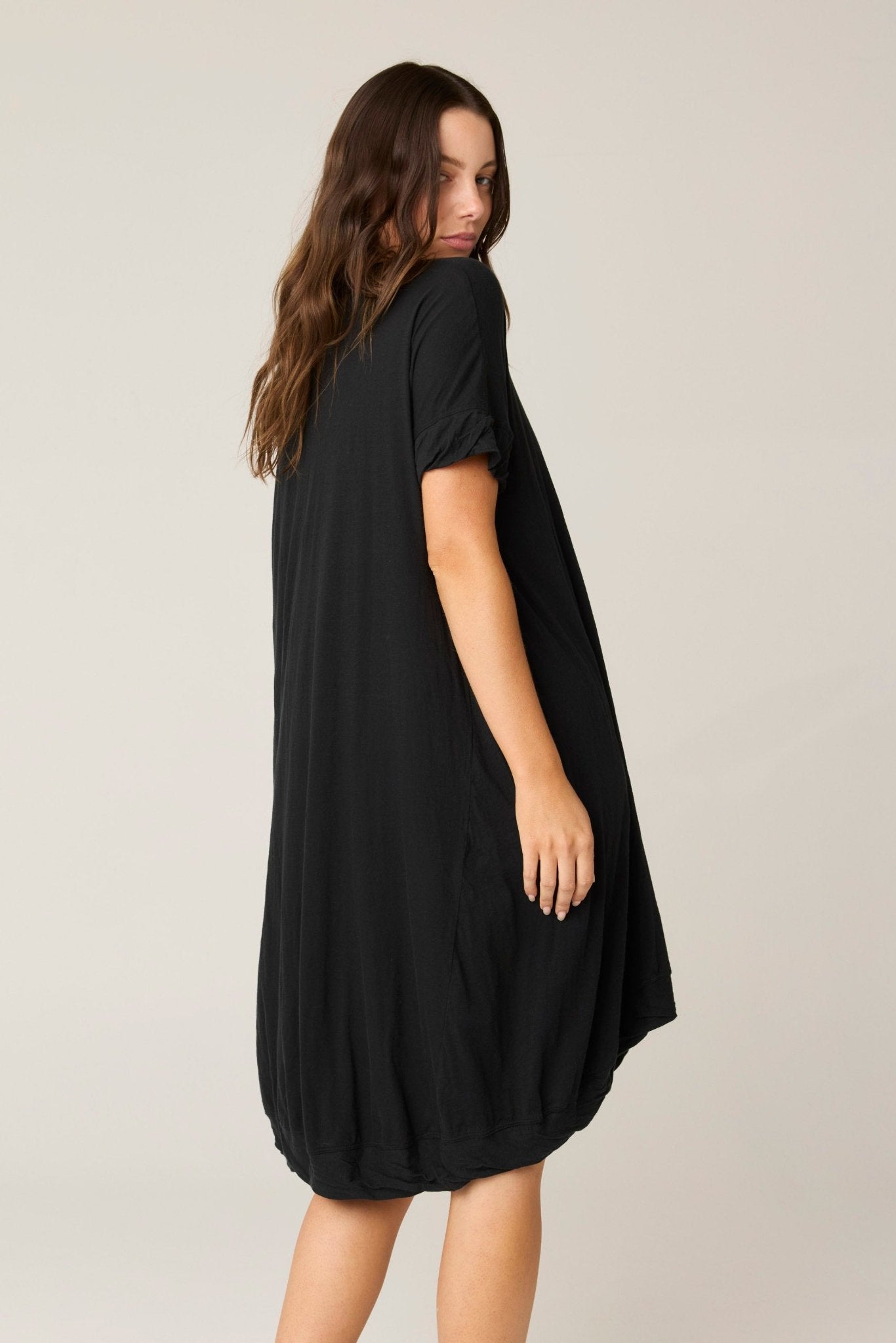 ROCCO TEE DRESS - NOIR (PRE - ORDER) - Primness