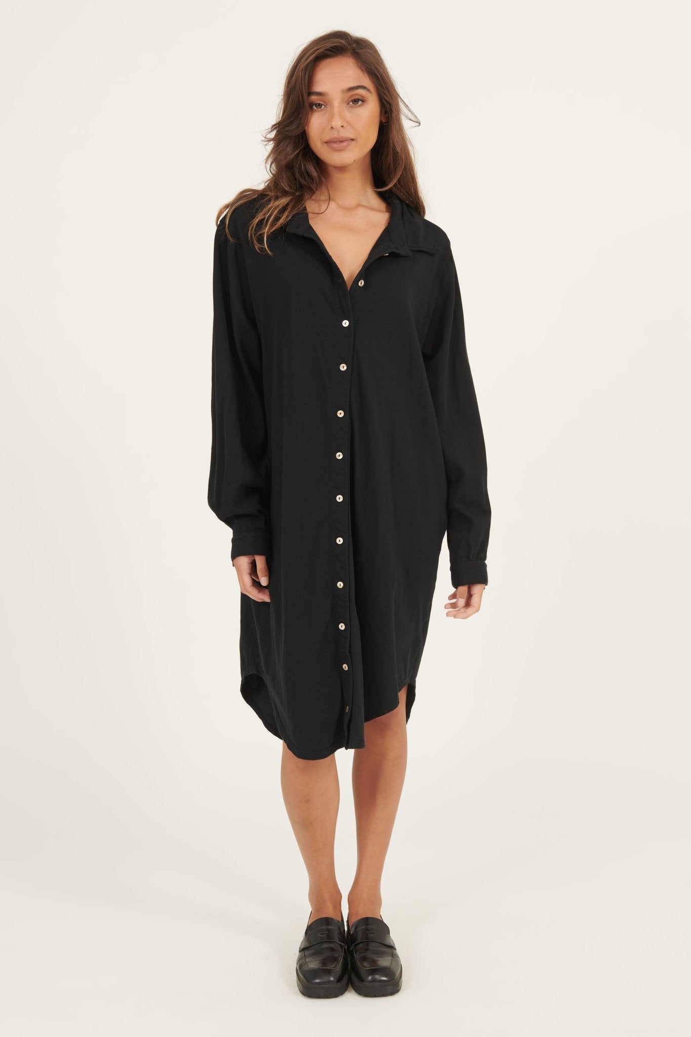 ARIA KNIT SHIRT DRESS - NOIR - Primness