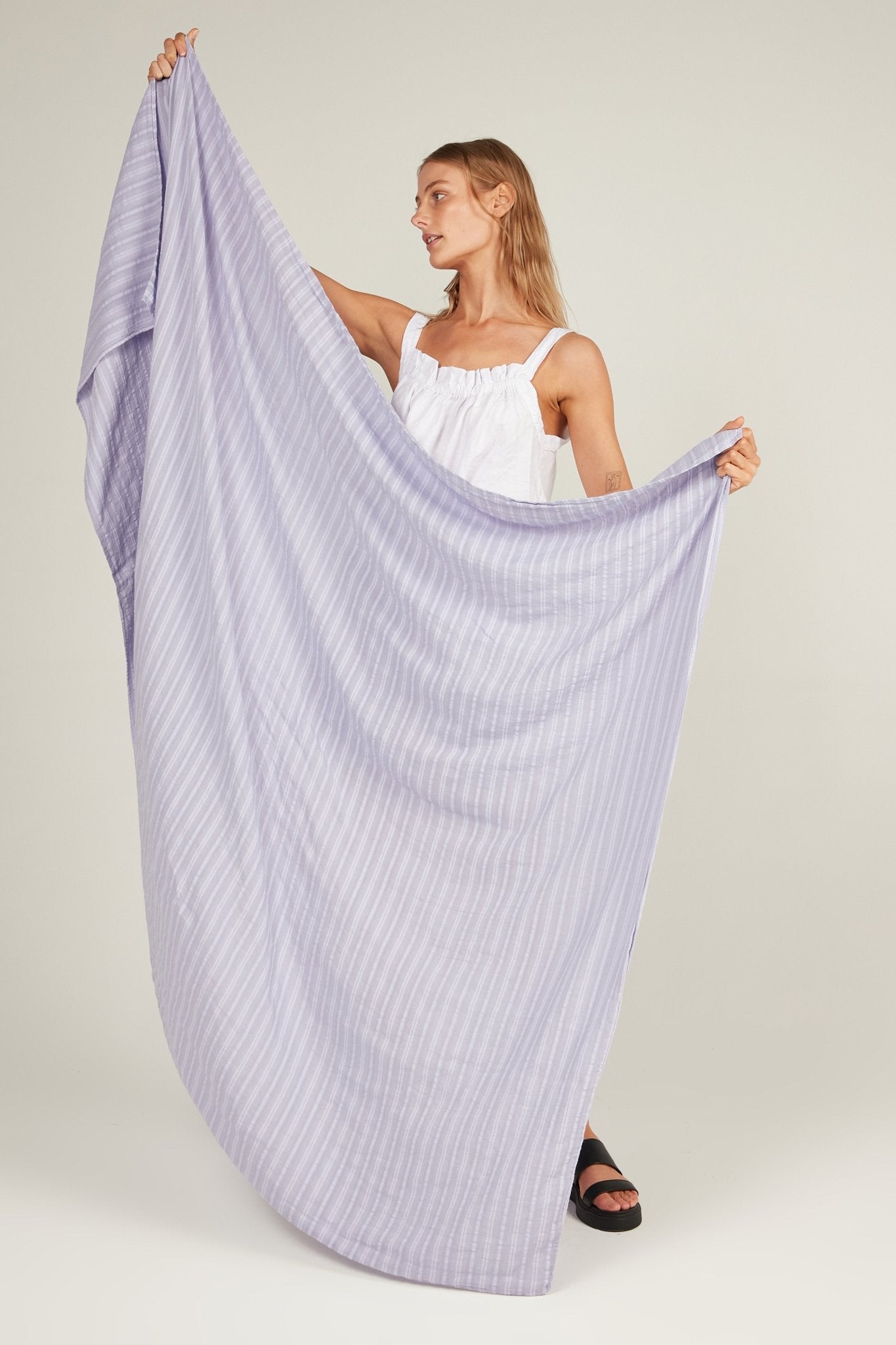 GAUZZY SARONG - LILAC - Primness