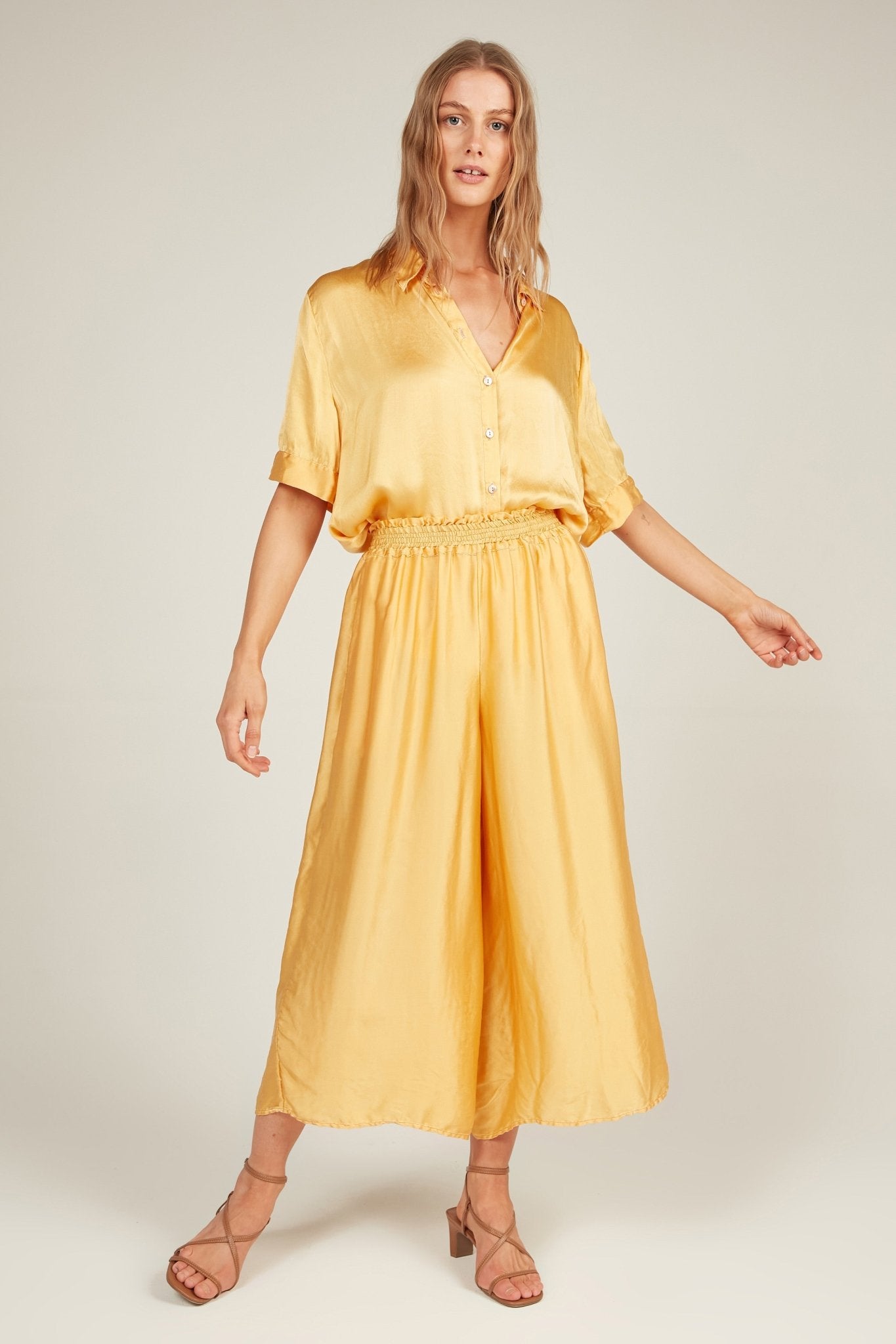 GLOSSED LOOSE PANT - SUNFLOWER - Primness