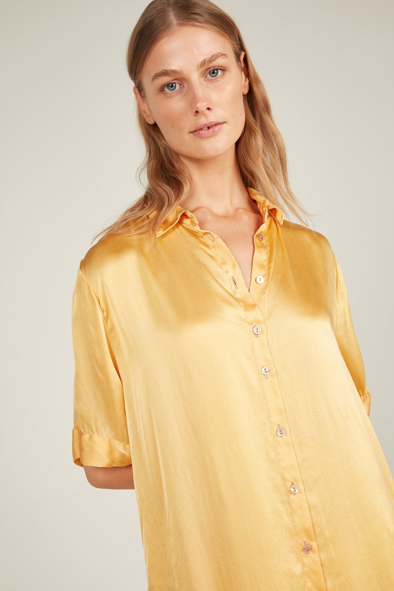 GLOSSED SHIRT DRESS - SUNFLOWER - Primness