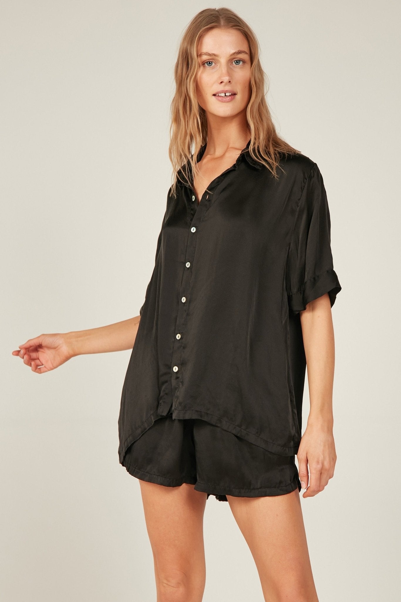 GLOSSED SHIRT - NOIR - Primness