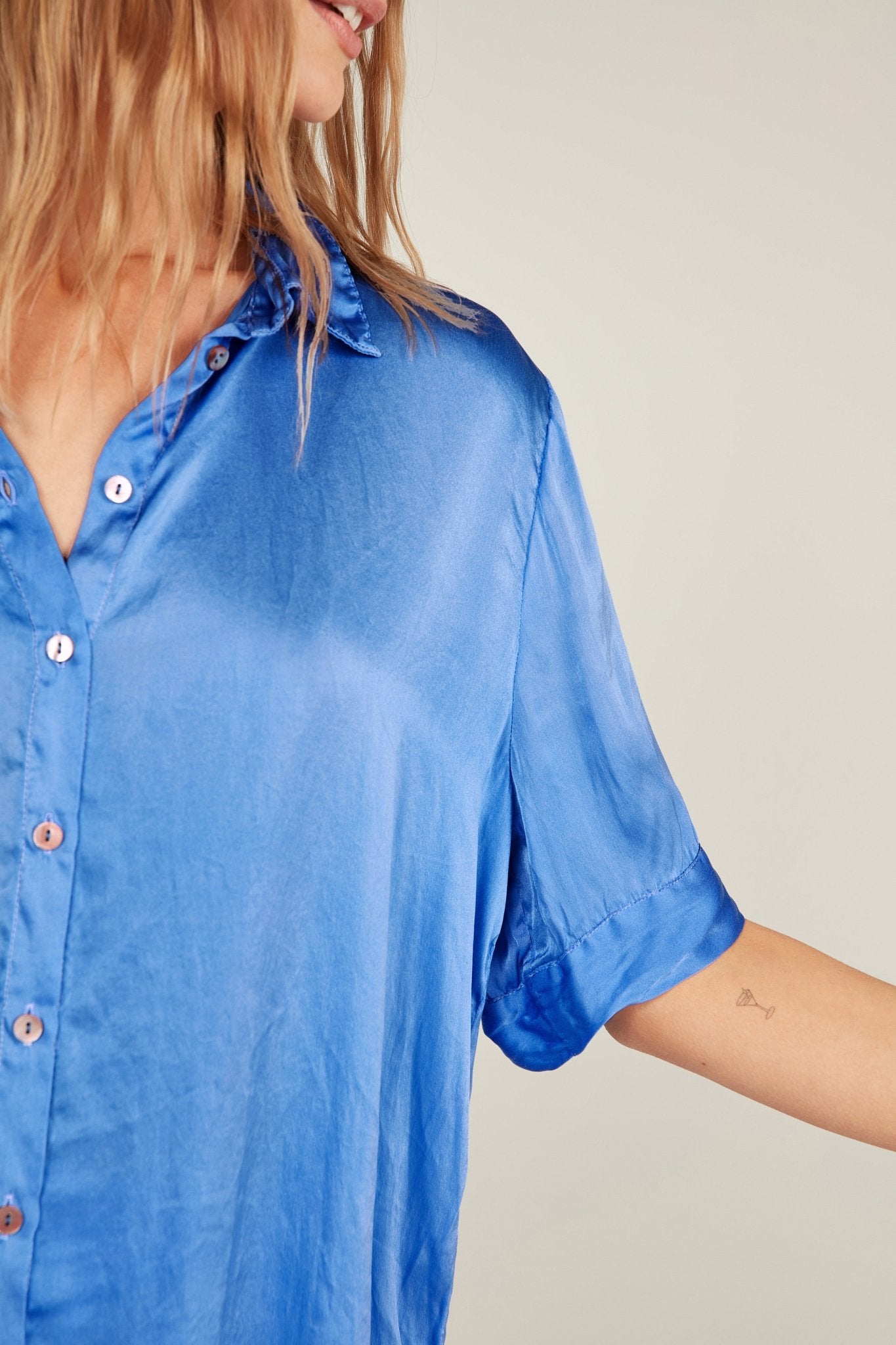 GLOSSED SHIRT - SAPPHIRE - Primness