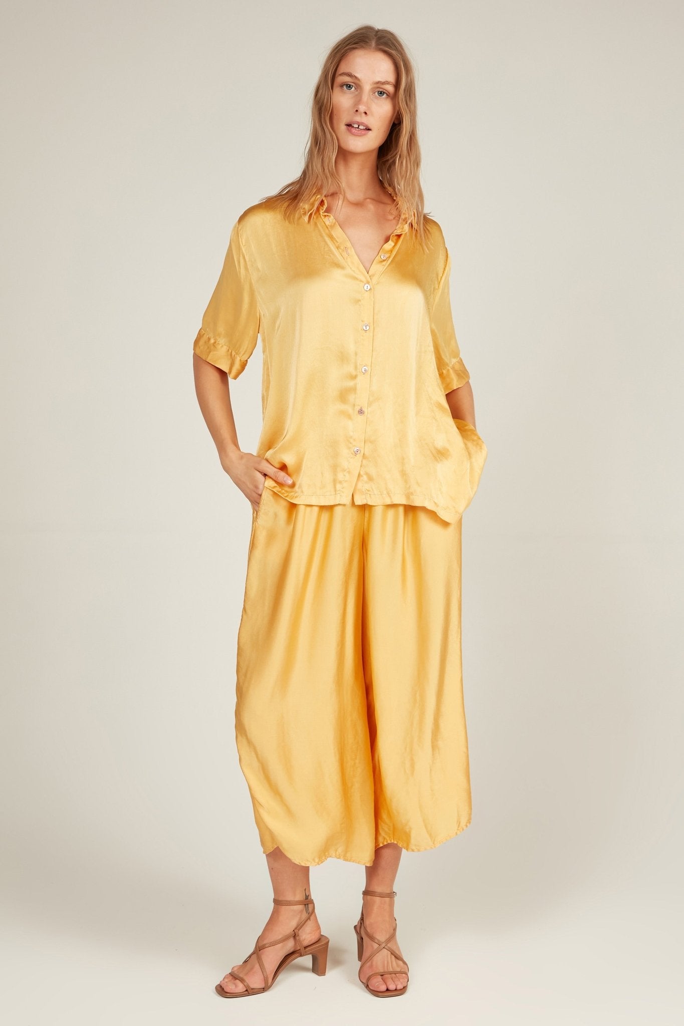 GLOSSED SHIRT - SUNFLOWER - Primness