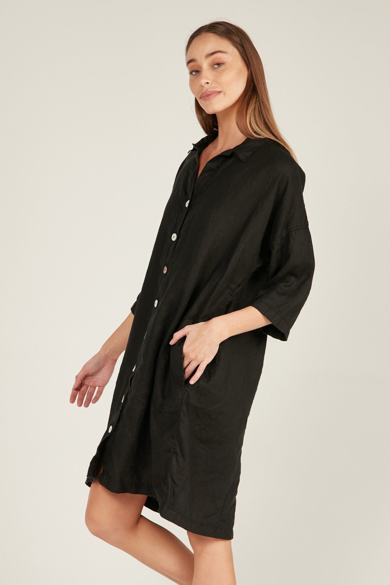 ISLAND SHIRT DRESS - NOIR (PRE-ORDER) - Primness