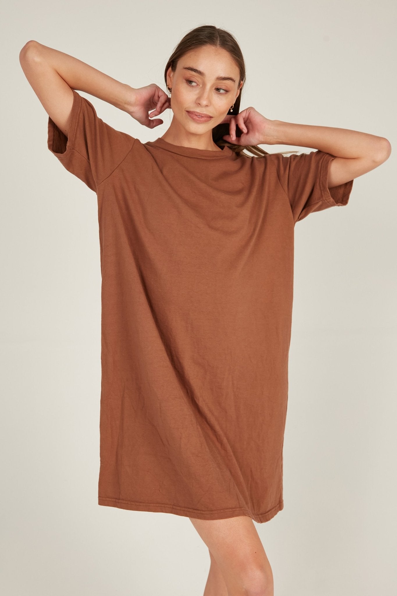 NUNA DRESS - COFFEE - Primness