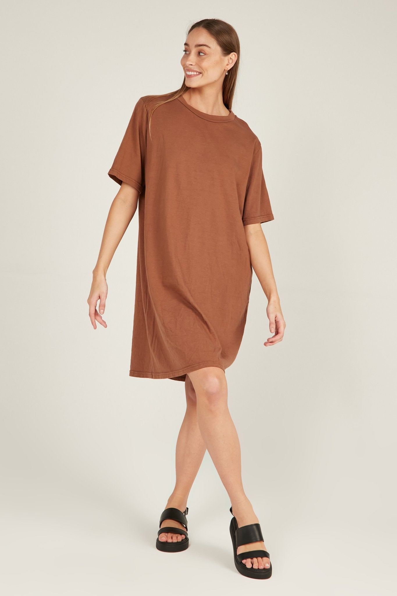 NUNA DRESS - COFFEE - Primness