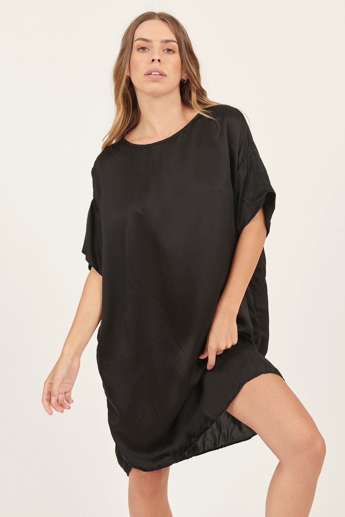 SUNCHASER TUNIC - NOIR - Primness